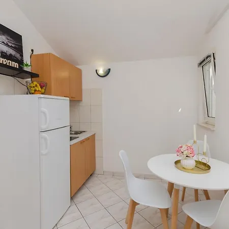 Apartment Anton *