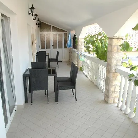 Apartment Anton